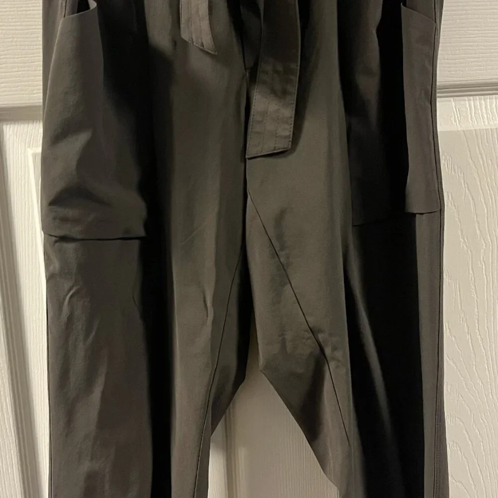 Athleta active pants - Picture 4 of 4